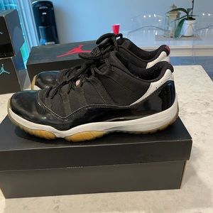 Jordan 11 low infrared